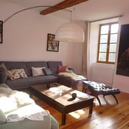 House Le De Banelou Saurat