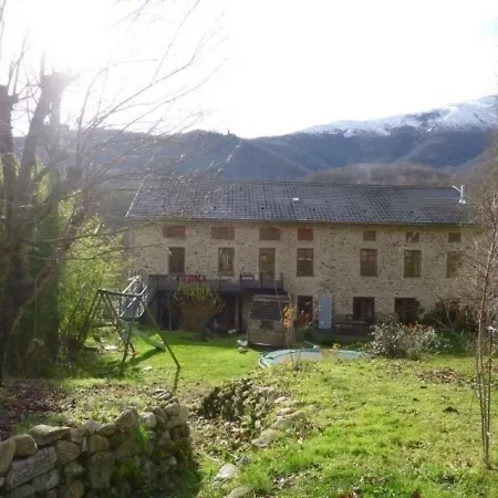House Le De Banelou